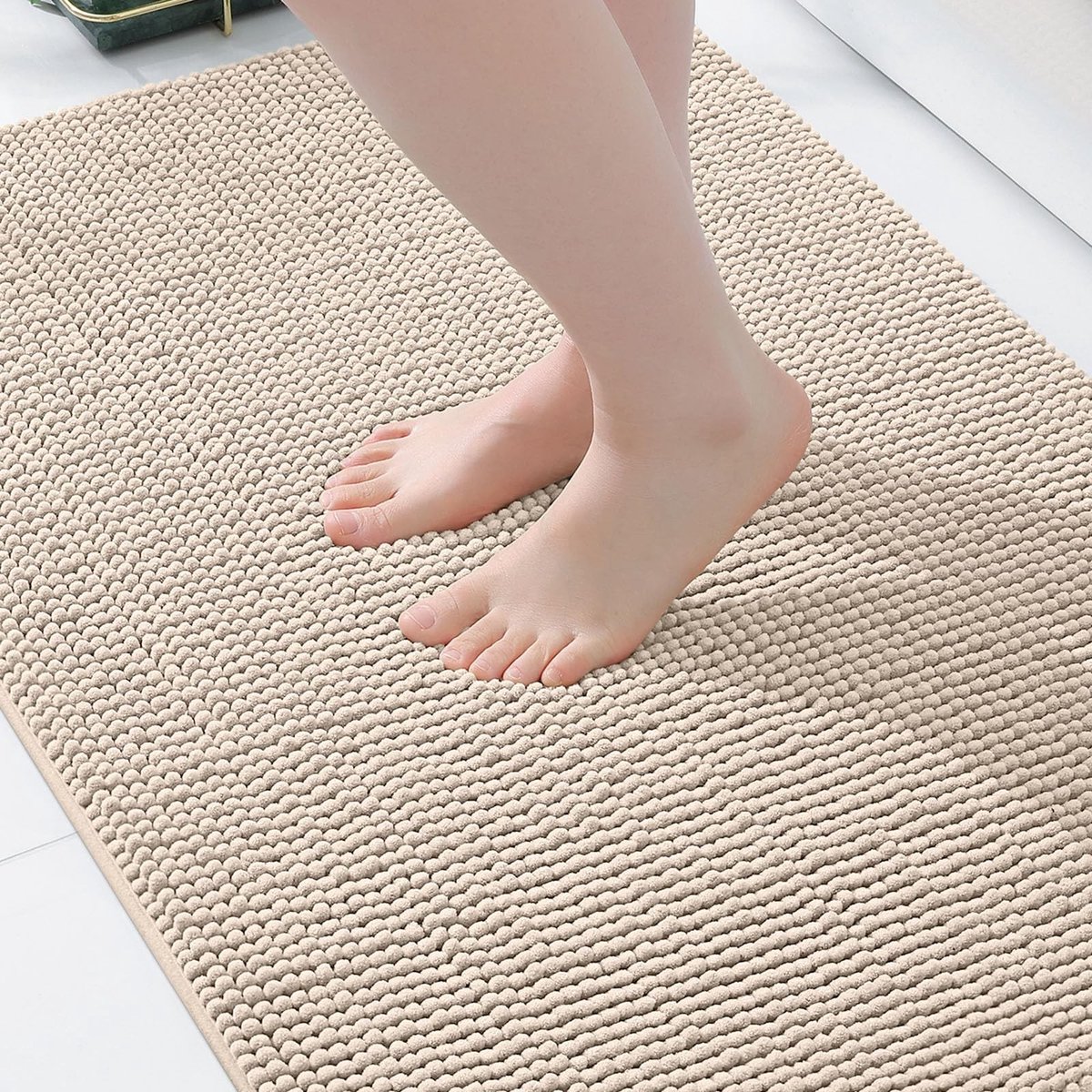 Omgoods - Chenille Badmat 40x60cm, Antislip en Absorberend in Beige