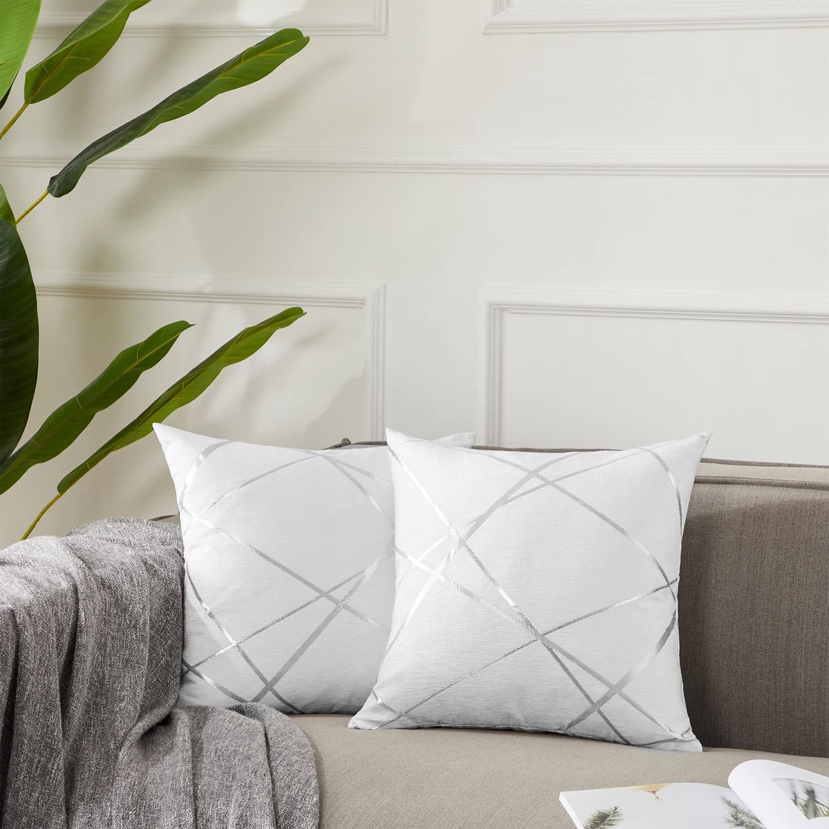 Omgoods - Set van 2 Witte Velvet Kussenslopen 60x60 cm