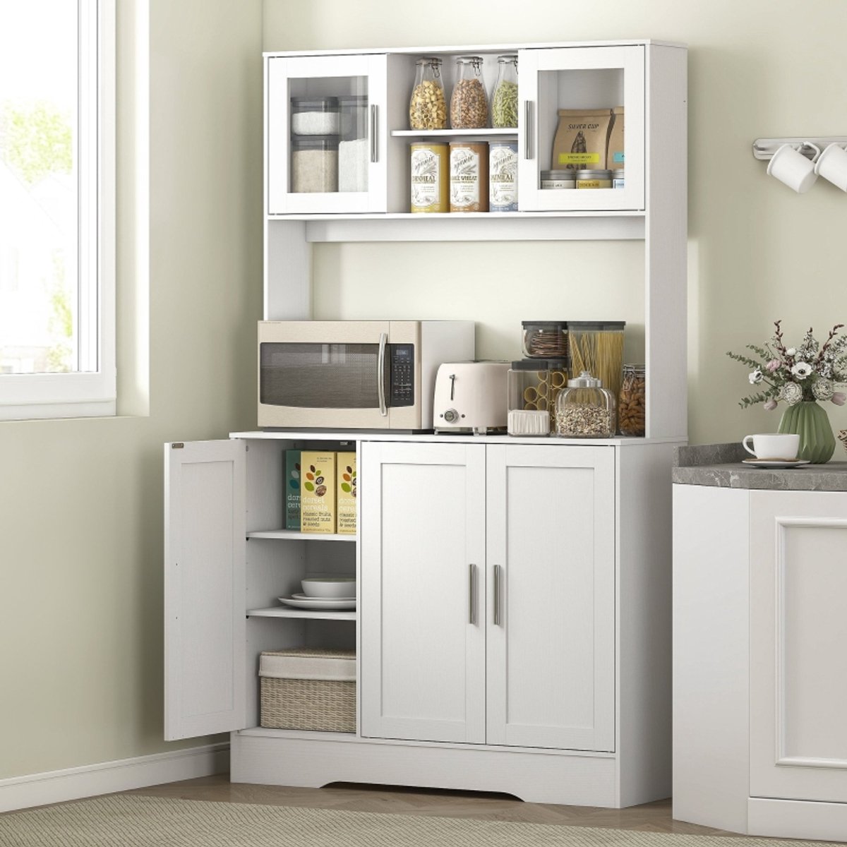 Wishdor - Keukenkast - 4 opbergvakken en open nis - Scandinavische stijl - voor keuken en voorraad - houtlook met glazen deuren - wit - 108 x 35 x 180 cm