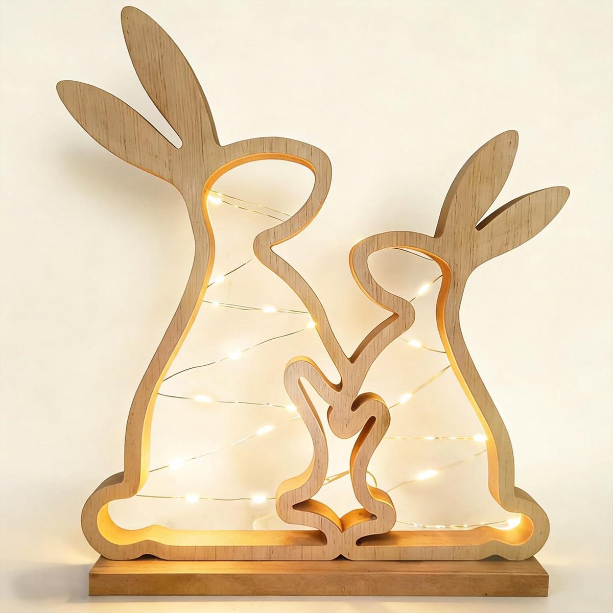 Paashaas decoratie - Houten figuur - Feestelijke aankleding - Moderne stijl - 21 cm hoog - Houtkleur