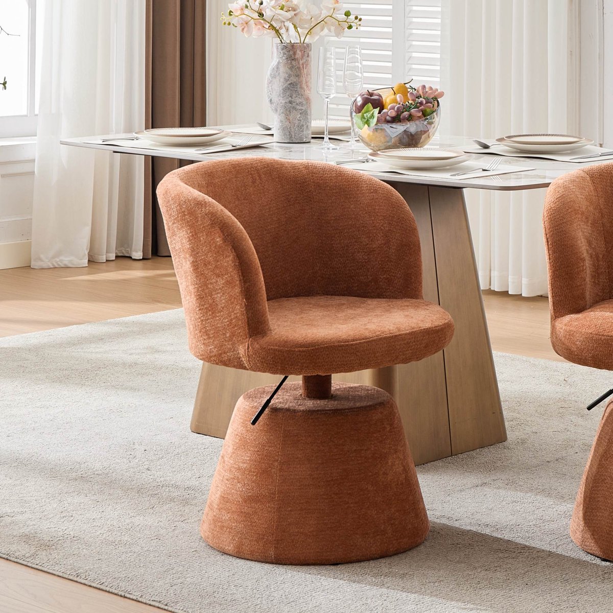 MEUNIQ Barkruk met 360° draaifunctie en verstelbare hoogte, chenille bekleding, met rugleuning en armleuningen, metalen onderstel, voor keuken en bar, oranje