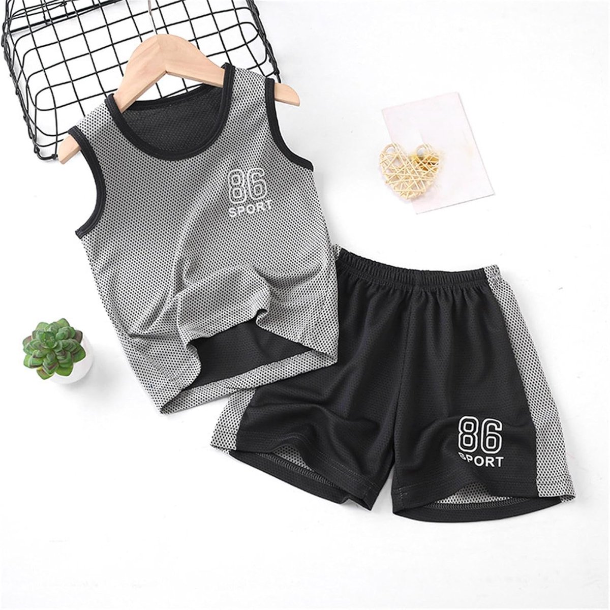 SnelShoppen - Boys' Korte Mouwen Sportset Zomer Sneldrogende Basketball Jersey + Shorts Voetbalset 2 Stuks Baby Zorg Producten