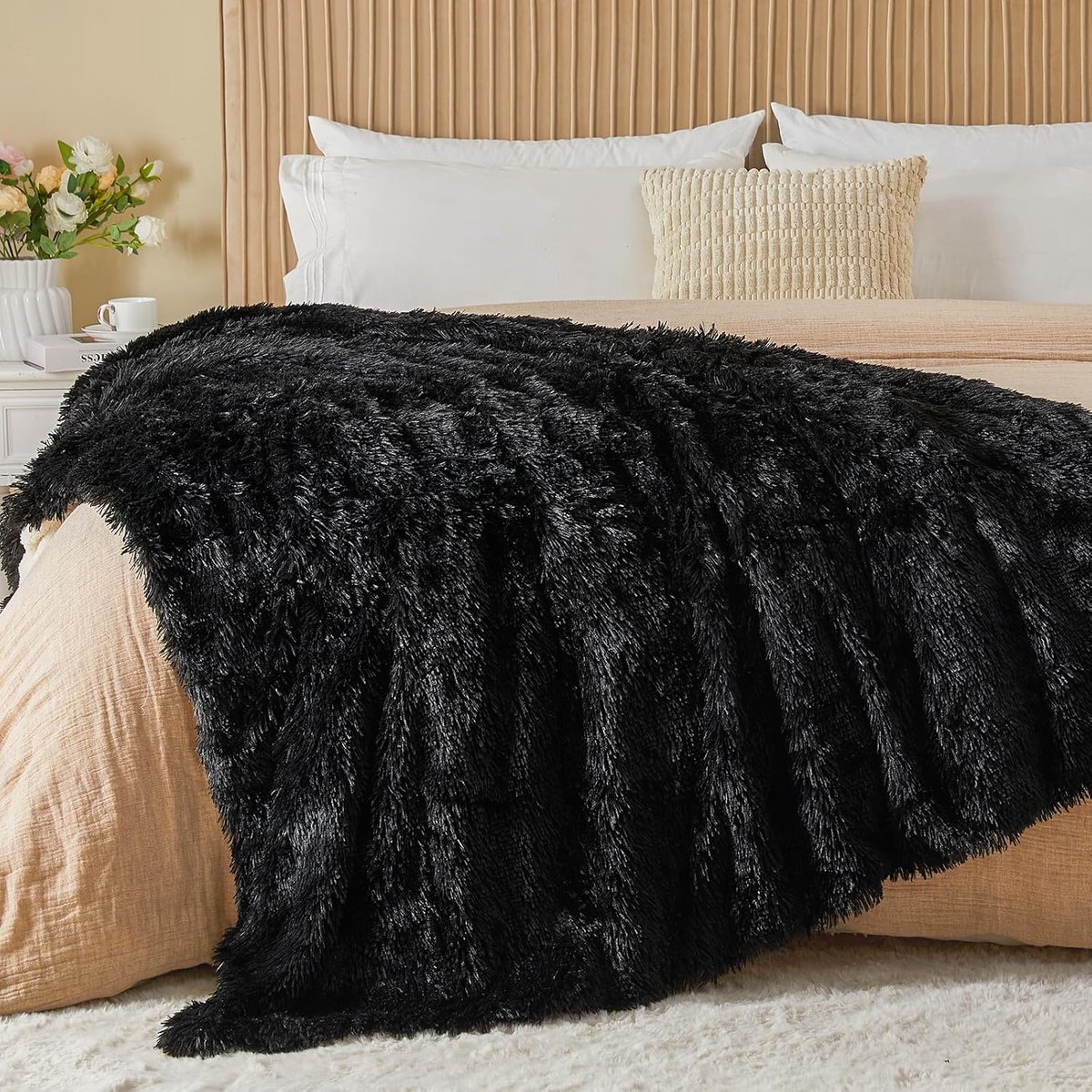 SnelShoppen - Fluffy Fleece Deken 150 x 200 cm, Zwart, Super Zacht en Dikke Reversible Throw voor Sofa en Bed, Ideaal voor Gezellige Avonden en Kamper
