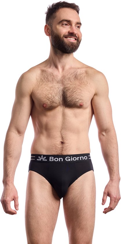 Man met baard draagt zwarte slip van Bon Giorno met witte strepen op de tailleband.