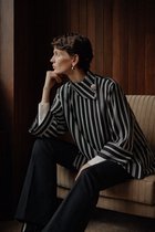 Touché Privé - Gestreepte blouse met glitters - Zwart - Dames