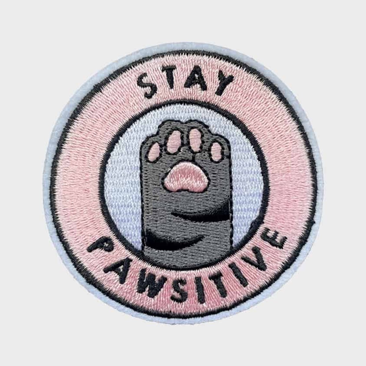 Patchy® – Stay Pawsitive Strijk Embleem Patch 7 x 7 cm