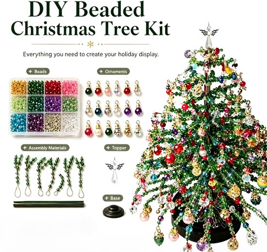 DIY kralen kerstboom kit met kralen, ornamenten, assembleringsmateriaal, topstuk en voet.