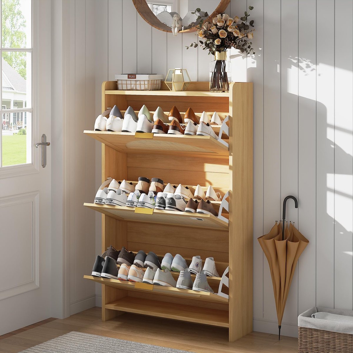 Schoenenkast Hoog met 3 Deuren - 80x24x133cm - Schoenenrek - Schoenenmeubel Ovale Rattan Front - Metalen Handgrepen - Verstelbare Plank - Voor Hal En Woonkamer - Houtkleur