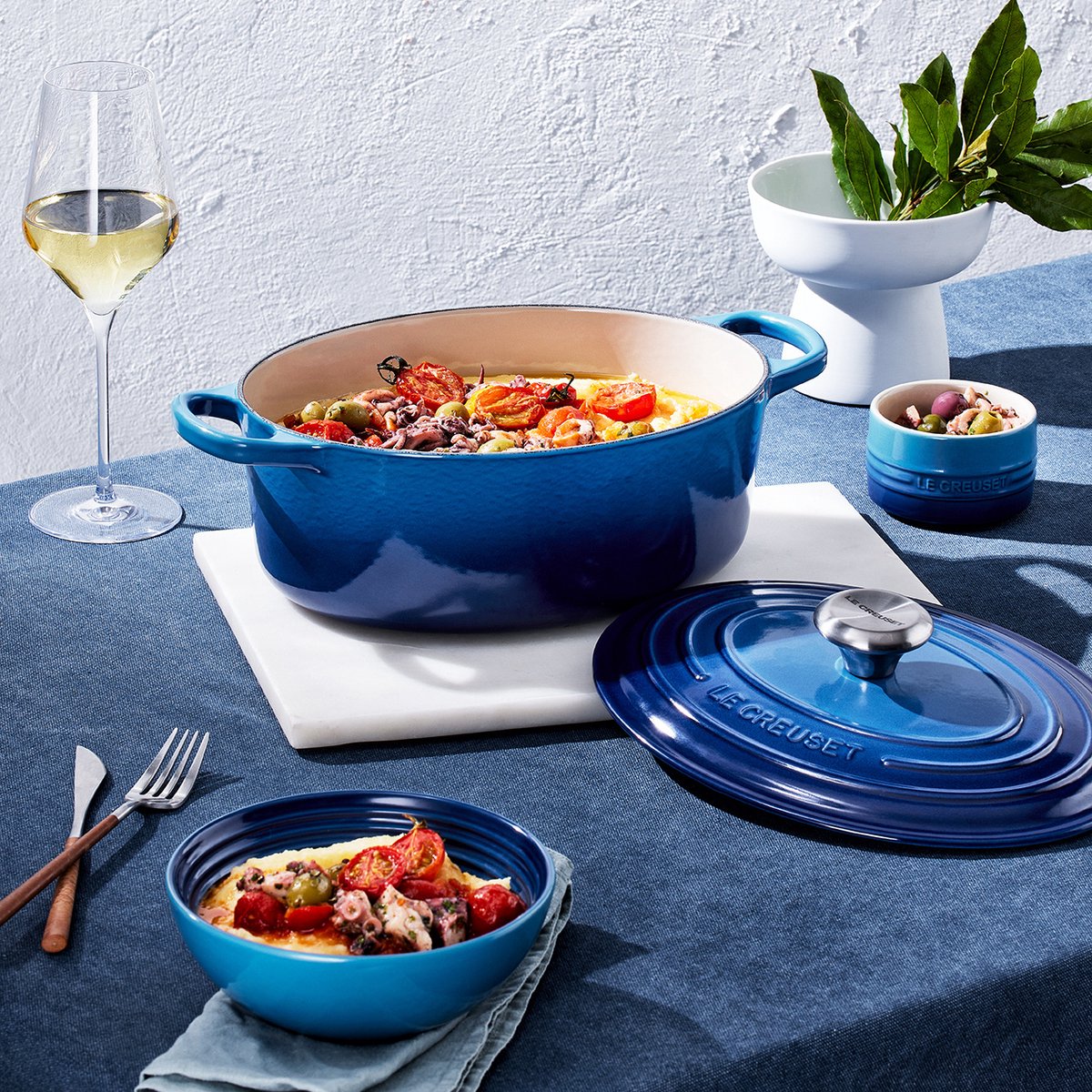 Bol.com Le Creuset Signature Braadpan - 4,2 l - 24 cm - Azure aanbieding