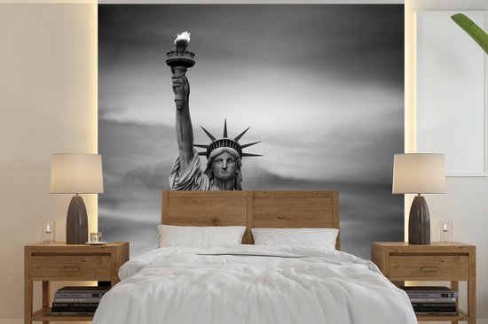 Papier peint - Papiers Papier peint photo New York - Statue de la Liberté - Zwart - Wit - Largeur 260 cm x Hauteur 260 cm