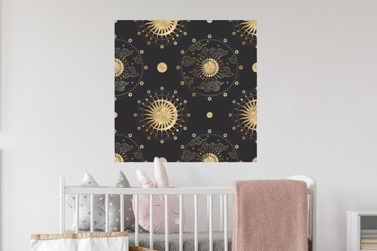 Muurstickers - Sticker Folie - Patronen - Maan - Zon - Goud - 80x80 cm - Plakfolie - Muurstickers Kinderkamer - Zelfklevend Behang - Zelfklevend behangpapier - Stickerfolie