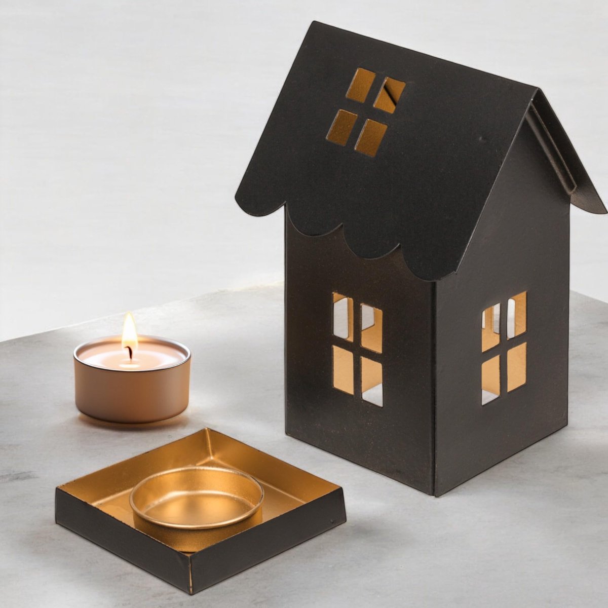 Metalen decoratieve huis zwart – stijlvolle windlichthuizen voor theelichtjes – moderne kaarsenhouder van metaal voor een gezellige sfeer (7 x 7 x 12 cm) — cadeau in Wonen & Interieur - foto 2