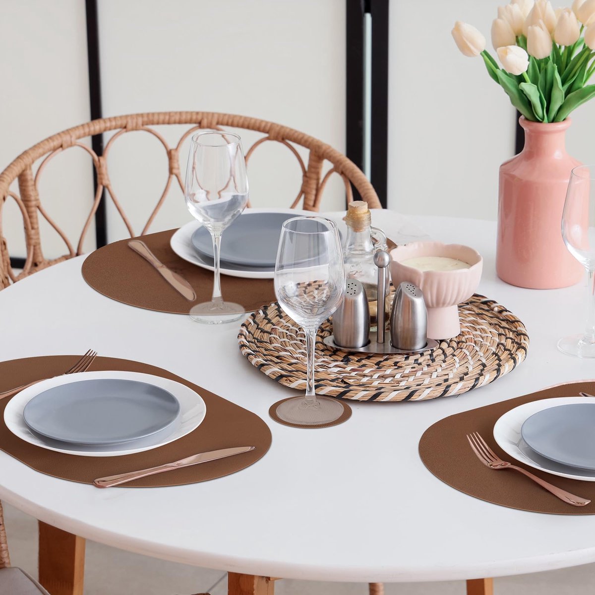 Placemats en onderzetters, set van 6, 30 x 45 cm, antislip, ovaal, dubbelzijdig, hittebestendig, waterdicht, wasbaar, voor keuken, eetkamer, feesttafeldecoratie (Bruin Zwart)