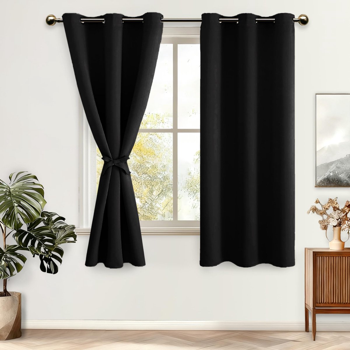 Set van 2 Verduisteringsgordijn met Ringen Kant en Klaar，Thermische Gordijnen met Gordijn Tiebacks voor Woonkamer, Keuken, 117x137 cm (B x H), Zwart
