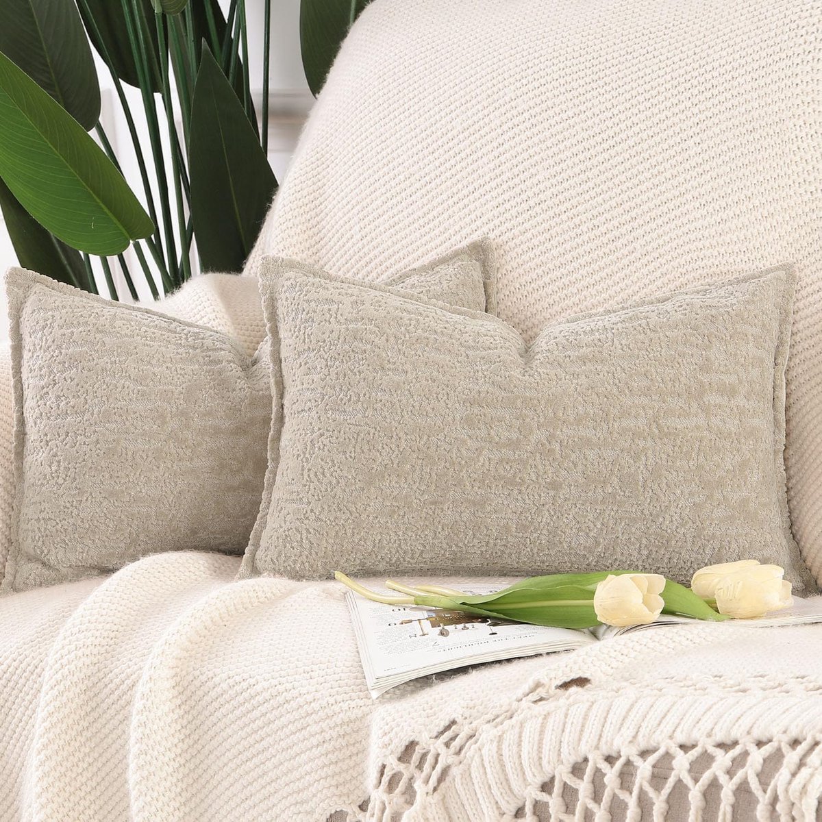 SnelShoppen - Set van 2 Zachte Chenille Velvet Fringe Kussenslopen 30x50cm - Neutrale Decoratieve Kussens voor Sofa en Slaapkamer - Licht Taupe Boho A