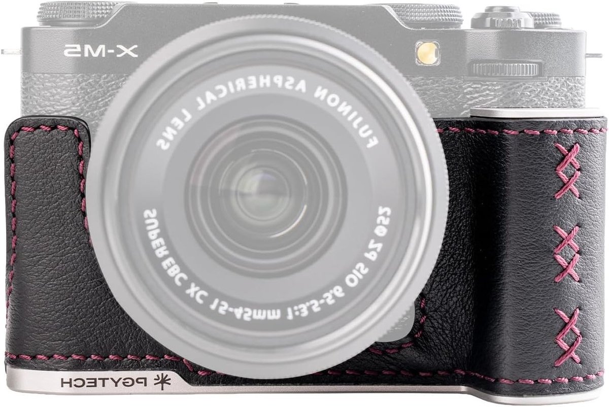 Lederen Cameratas voor Fujifilm X-M5, Handgemaakte Halve Case van Echt Leer met Aluminium Bodemplaat, Statiefschroefdraad en SD-Kaartsleuf voor Bescherming en Functionaliteit (Zwart)