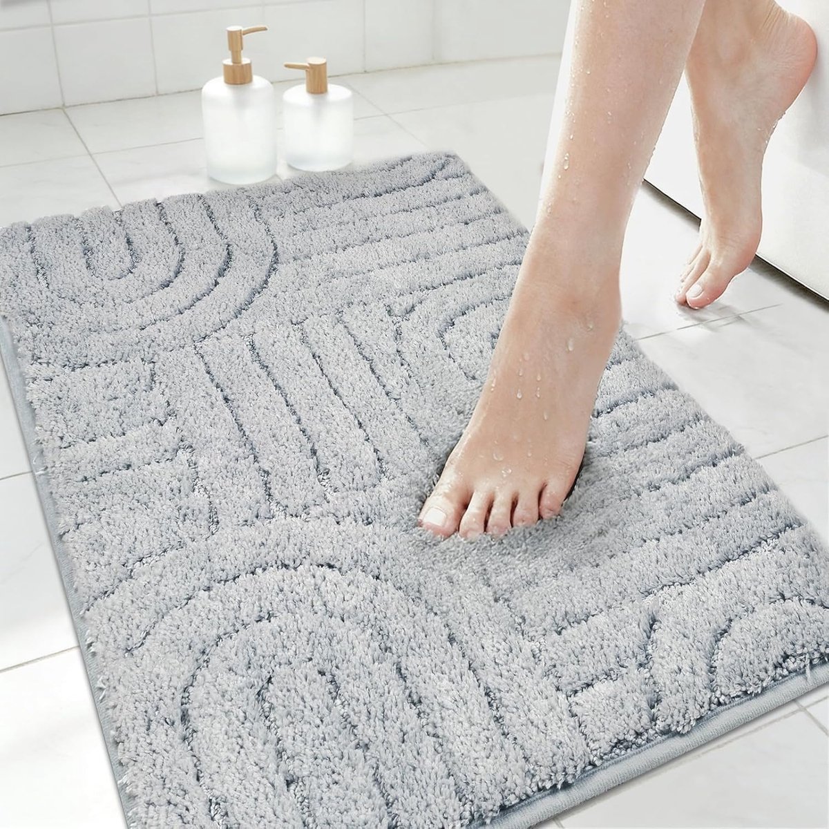 SnelShoppen - Badmat 60 x 90 cm, Antislip Microvezel, Super Absorberend, Wasbare Douchemats, Grijs, Perfect voor Badkamer Decoratie en Veiligheid