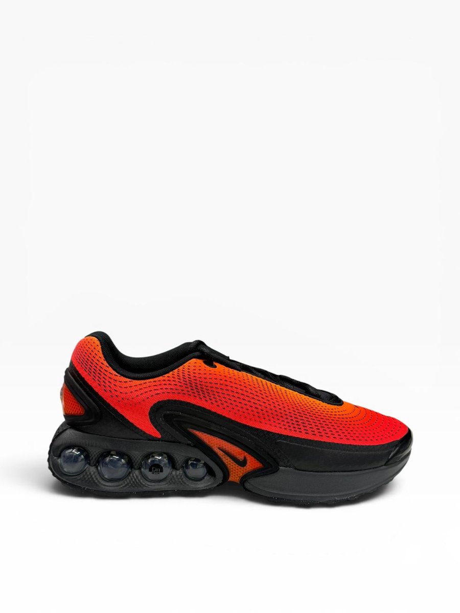 Nike Air Max DN Sneakers Mannen Oranje