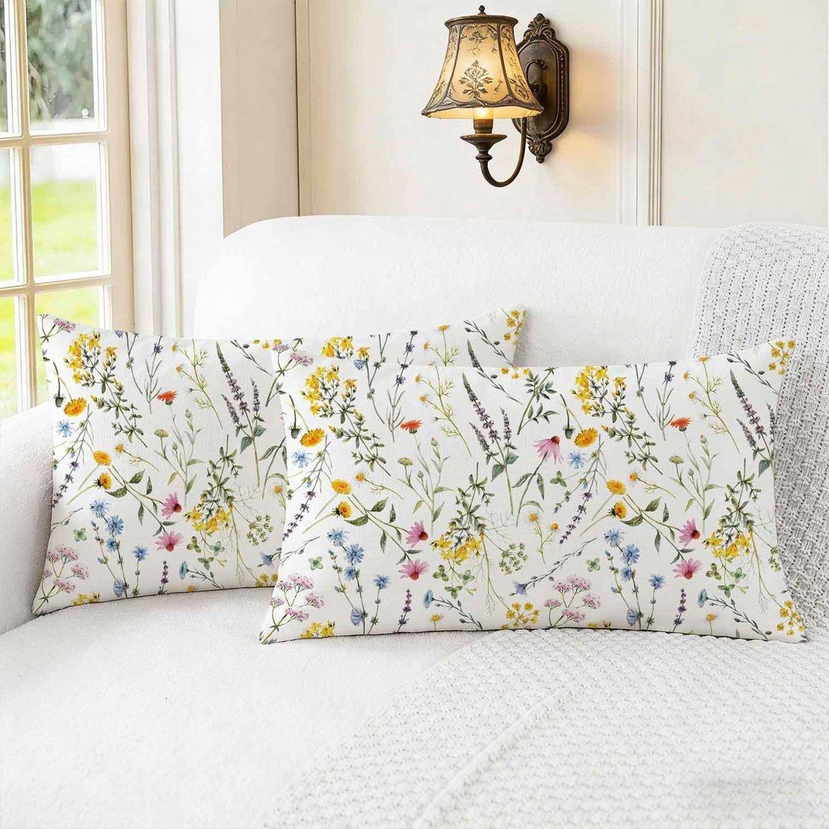 Set van 2 Kussenslopen 30 x 50 cm met Kleurrijke Wilde Bloemen voor Buiten en Binnen