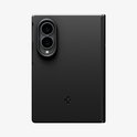 Zwart telefoonhoesje, achterkant met dubbele camera, close-up.