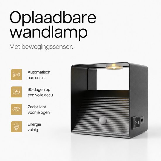 Applique murale carrée rechargeable noire avec détecteur de mouvement. Marche/arrêt automatique, autonomie 90 jours, lumière douce économe en énergie.