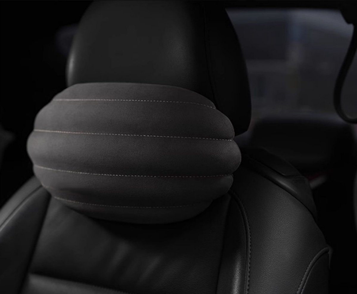 Luxe donkergrijs autonekkussen met vier gestikte groeven, ergonomisch traagschuim hoofdsteunkussen voor auto, nekondersteuning tegen vermoeidheid tijdens lange autoritten