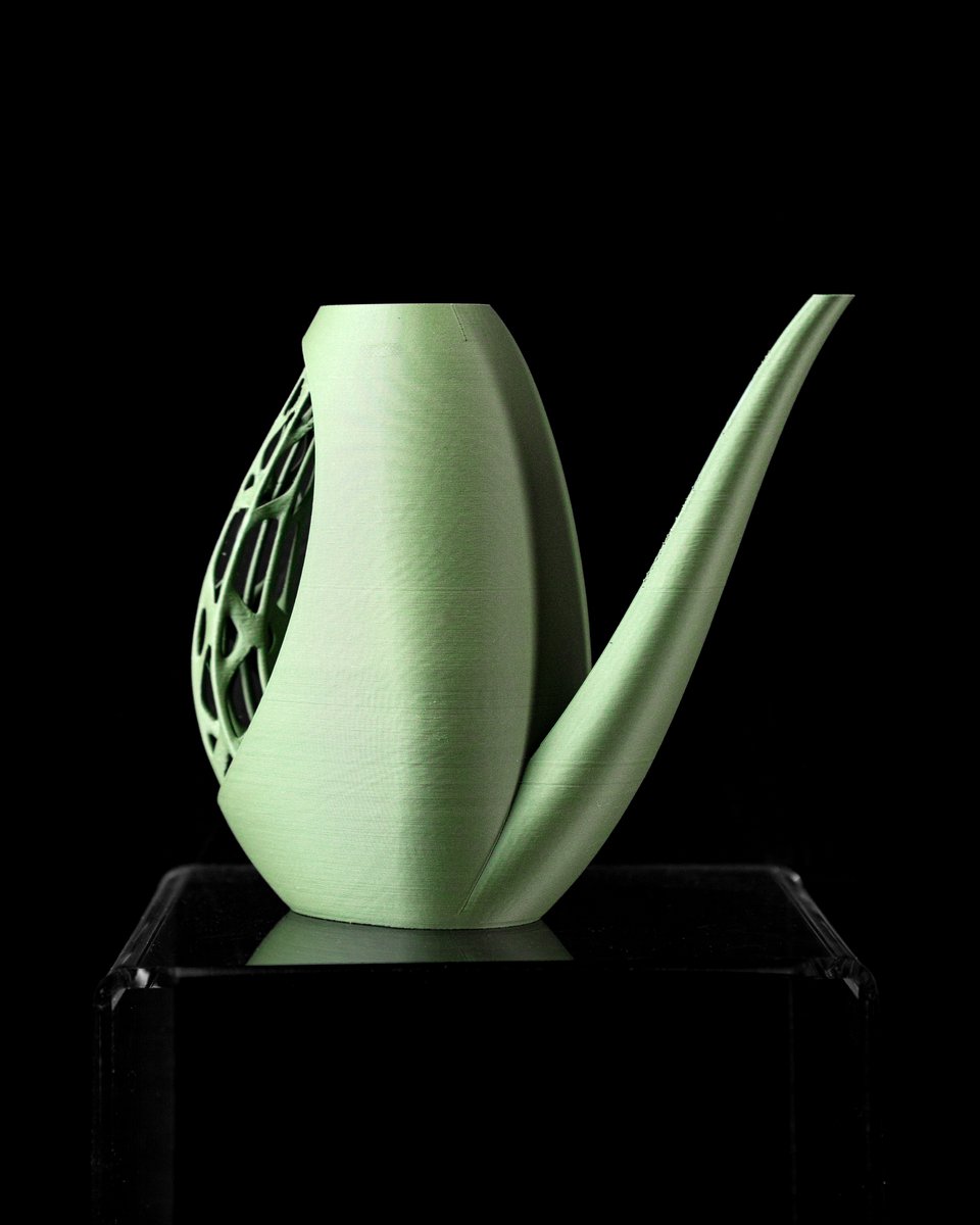 Skushy Gieter Mantis - Moderne Designgieter voor Kamerplanten en Tuin - Decoratieve Gieter voor Binnen en Buiten - Premium Woon- en Tuinaccessoire