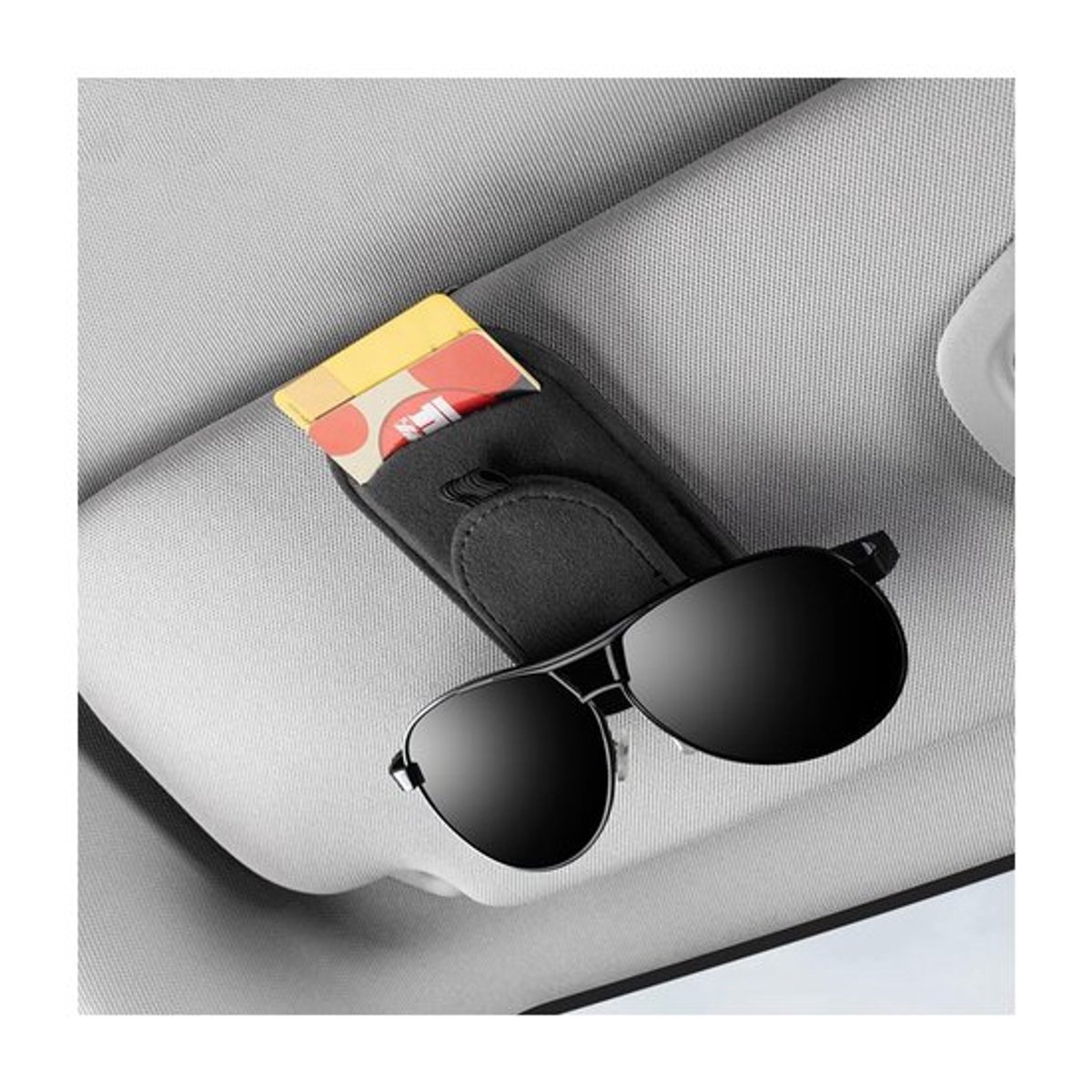 Zonnebrilhouder met magnetische sluiting - Brillenhouder voor autovizier - Universele brillenkoker - Zacht leer - Compacte afmetingen 11 x 7 cm