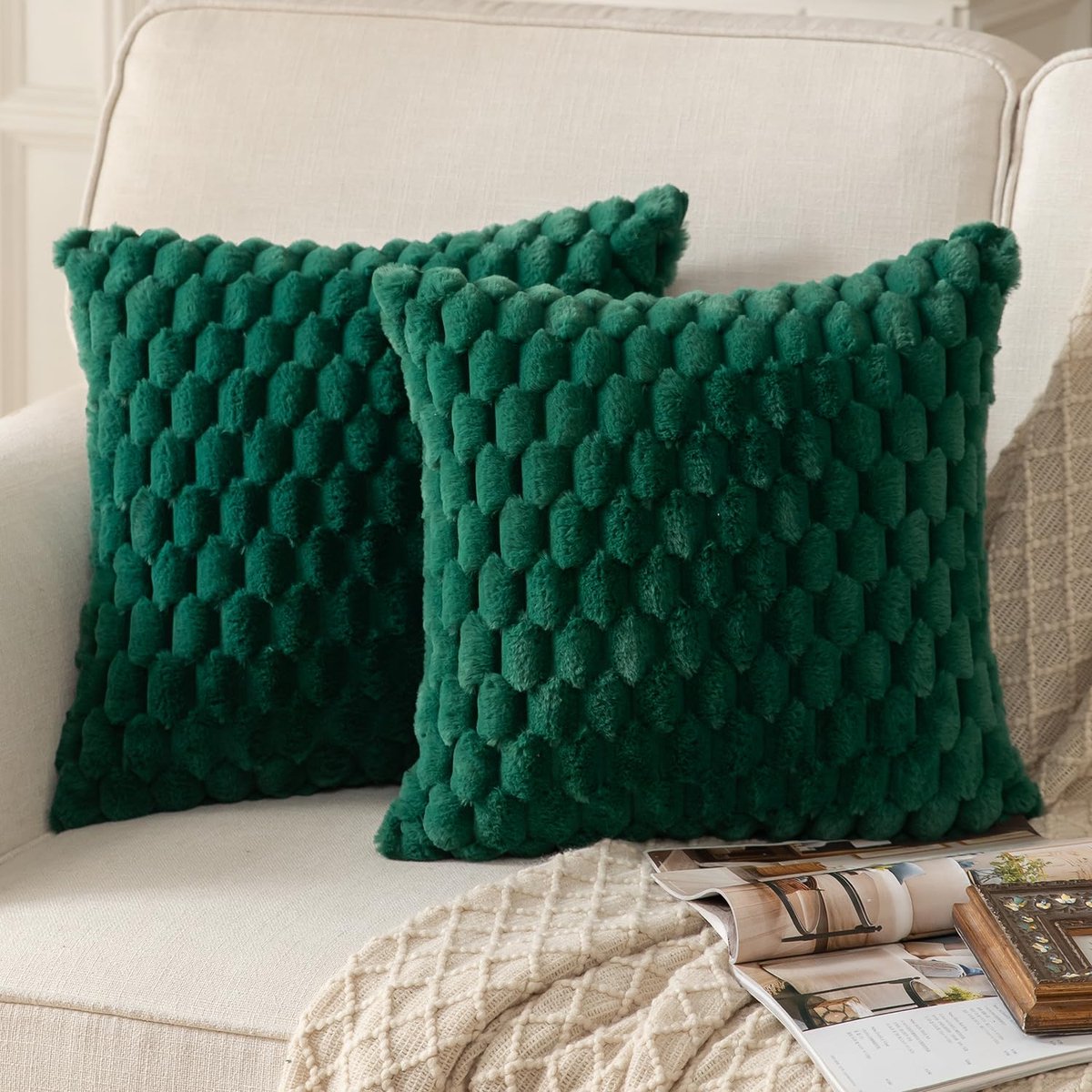SnelShoppen - Set van 2 Donkergroene Kussenslopen 45x45 cm, Super Zacht Pluche Wolfluweel, Decoratieve Kussenhoezen voor Bank en Bed, Sierkussens voor