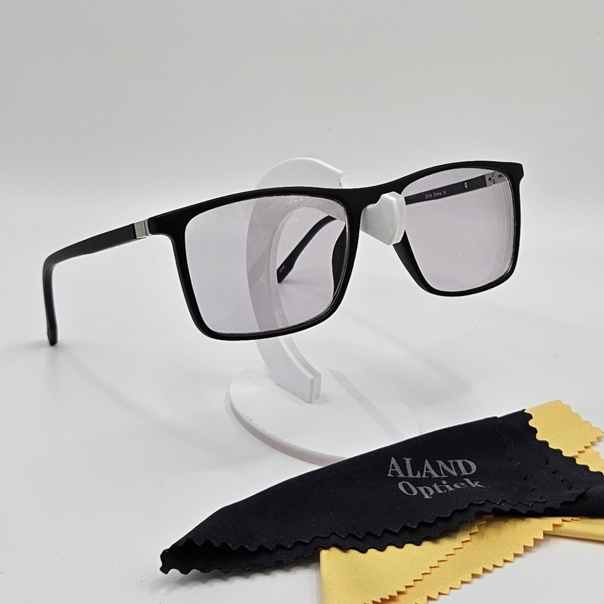 Afstandbril -3,5 / GEEN LEESBRIL / unisex bril voor veraf op sterkte / myopia glasses / MIN BRIL -3.5 / bril voor bijziendheid -3,5 / zwarte montuur met afstandslenzen / lunette pour ordinateur / 2024 Aland optiek