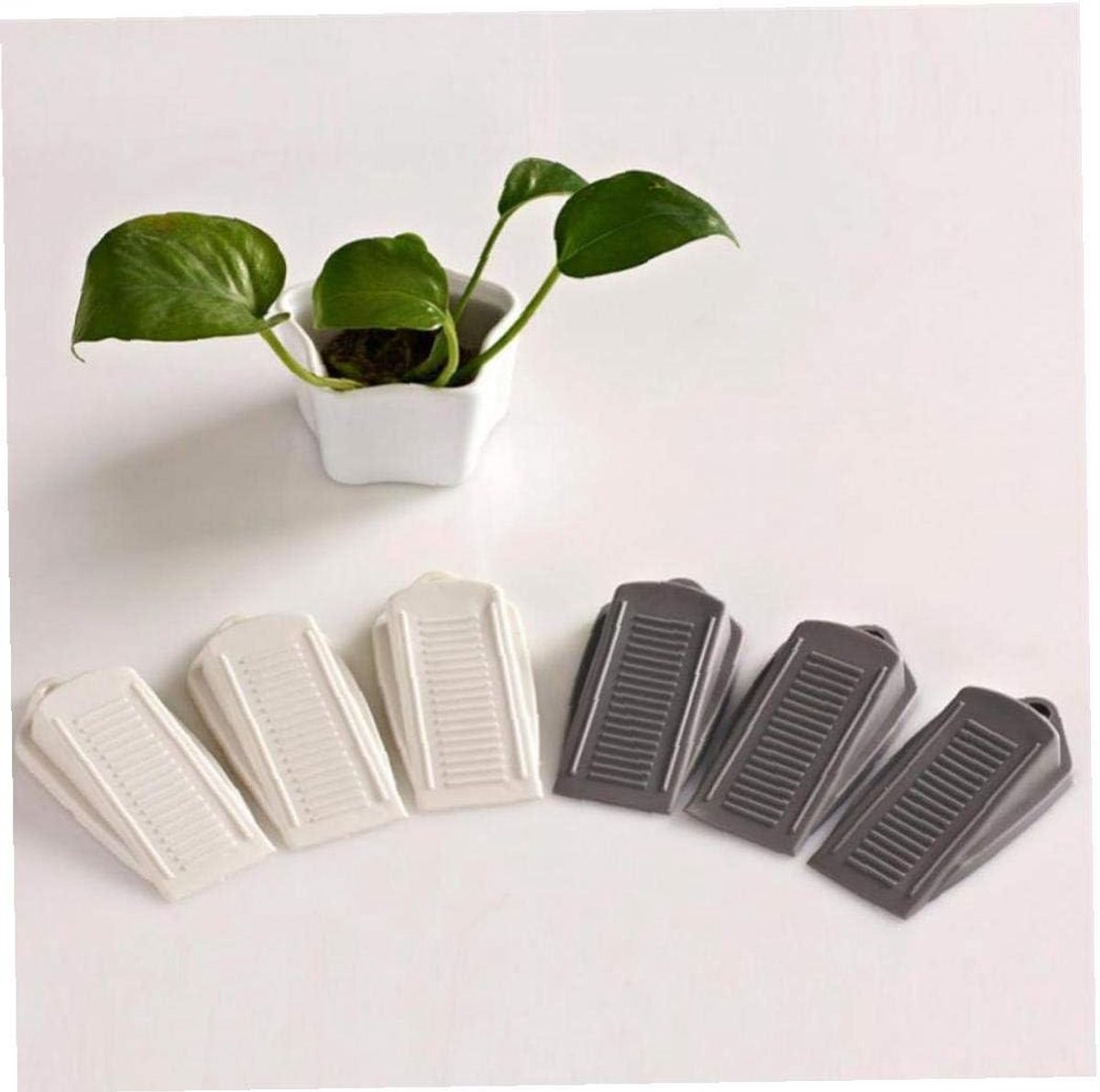 Deurstopper Rubber - Deurkrik Deurvastzetter - Babykamer Beveiligen - Voorkomt Dichtslaande Deuren - 10.5 x 5 x 2 cm - Grijs/Wit