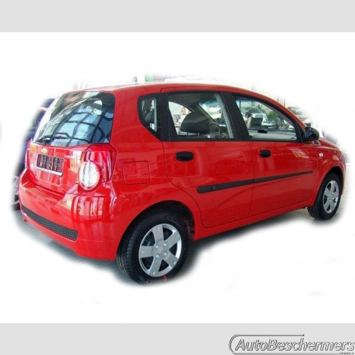 Stootlijsten set zwart voor Chevrolet Aveo 3 en 5-deurs 2004-06.2011. De stootstrips zijn zelfklevend. Set a 4 stuks. (#0005)