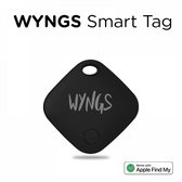 Zwarte, vierkante WYNGS tracker met een gat voor een sleutelring. "Works with Apple Find My" logo.