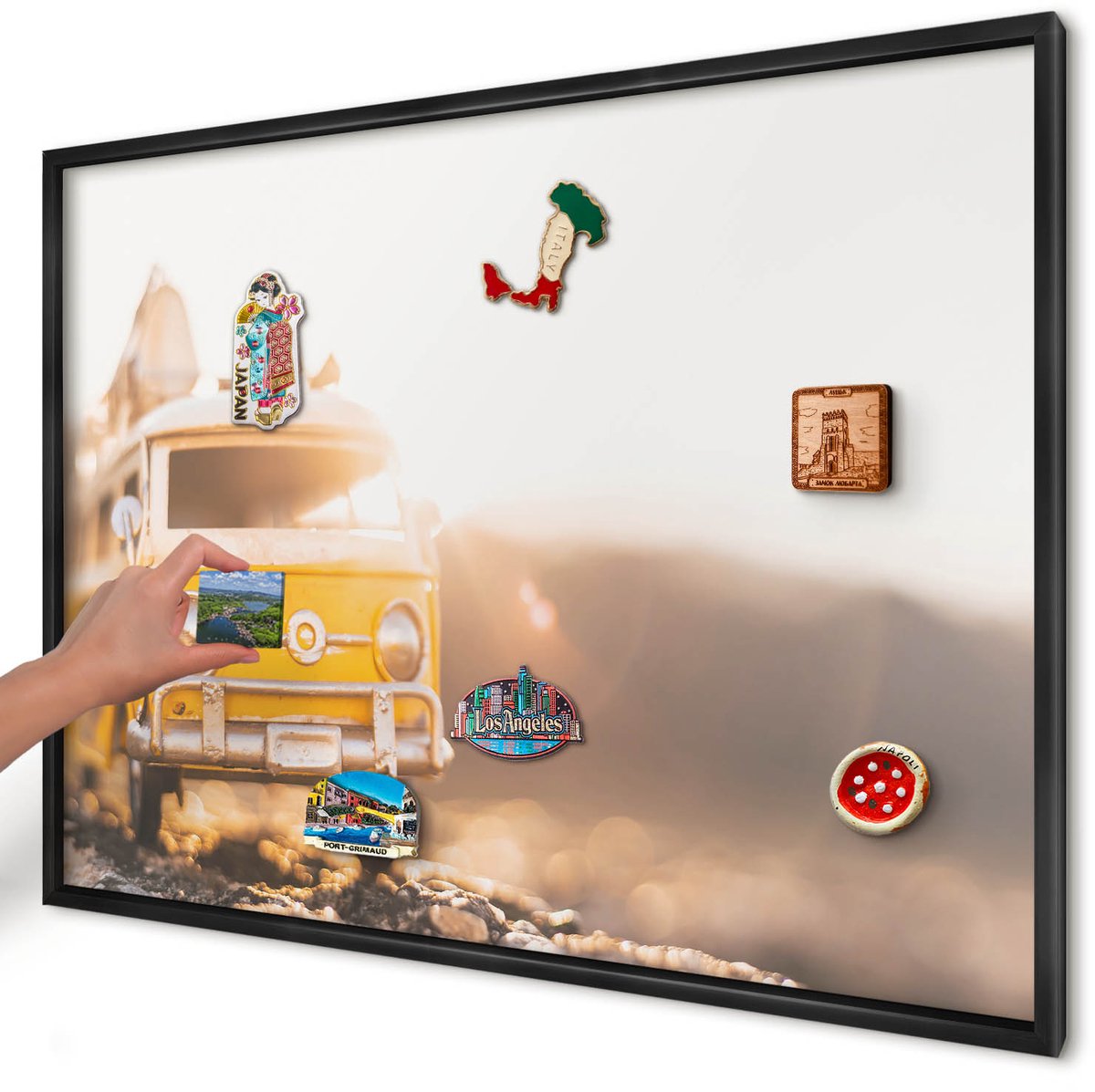 Artprintcave Geel Magneetbord mit Zwart Frame - 100x70 cm - Retro Reizen Bord Voor Magneten - Retro Magnetisch Bord Voor Magneten - Voertuigen