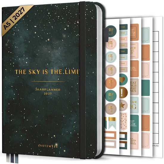 Openstaande A5 jaarplanner 2027 met sterrenhemel design. Gouden tekst "THE SKY IS THE.LIMI". Binnenzijde toont planner pagina's en stickers.