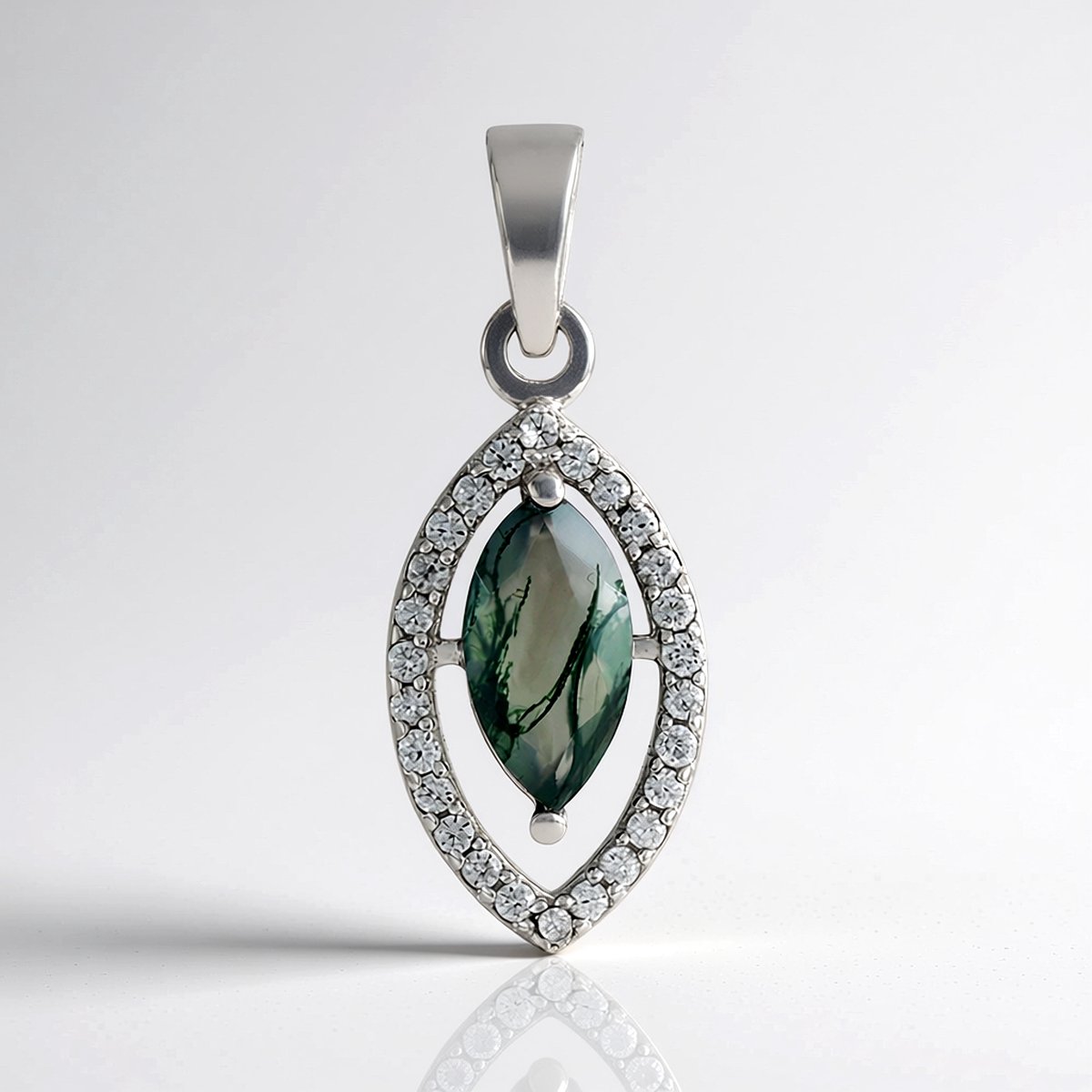 Cavill - Zilveren hanger - 925 sterling zilver - Braziliaanse mosagaat marquise 0,65 ct - Tanzaanse zirkonia pavé 0,21 ct - Elegante groene sieraden