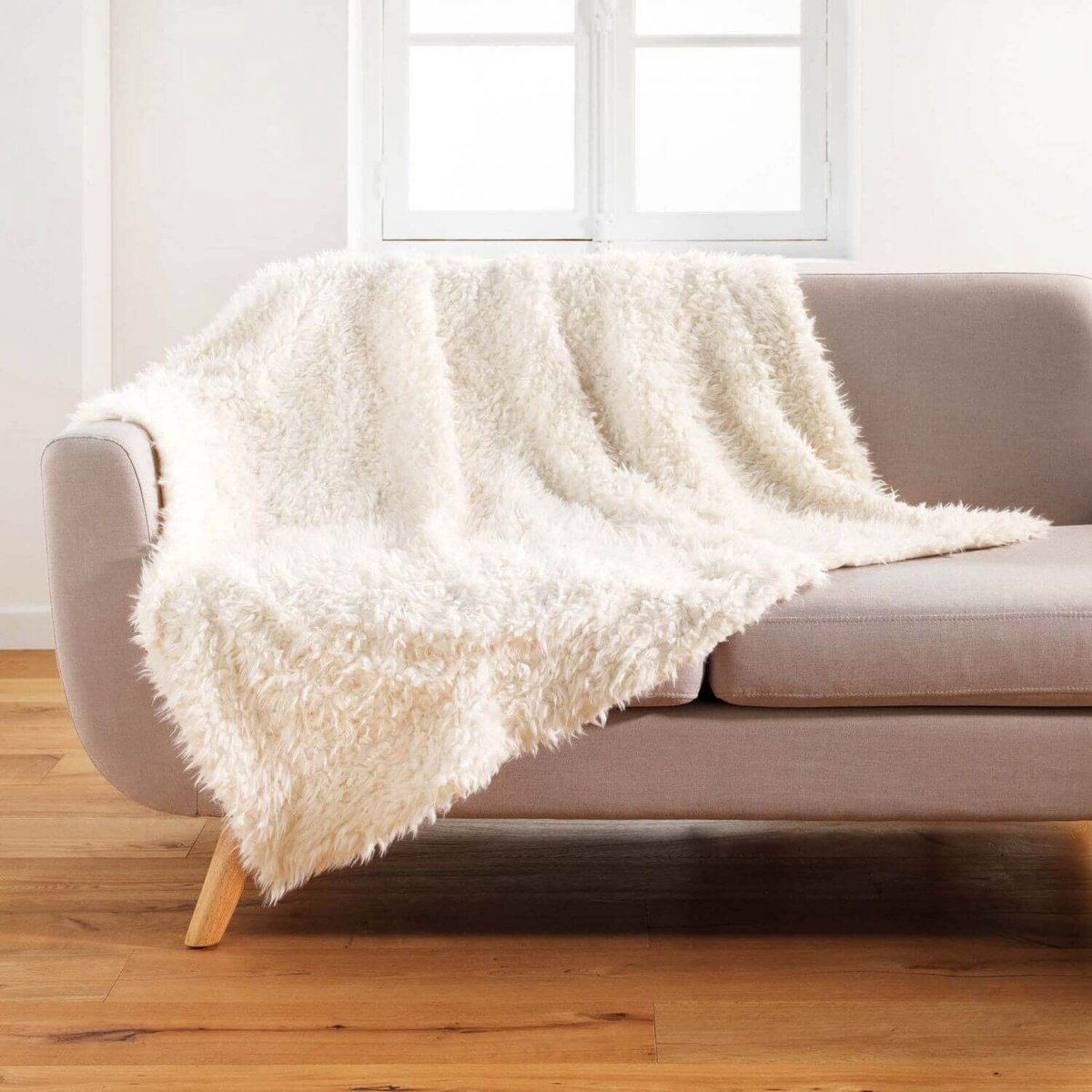 Omgoods - Faux Fur Deken 125 x 150 cm - Zachte Schapenlook