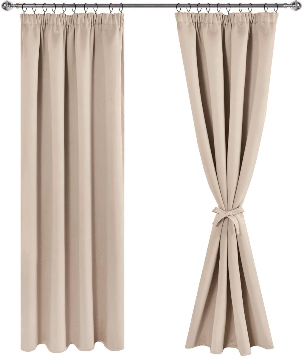 Omgoods - Blackout Gordijnen met Rimpelband - Beige - Set van 2