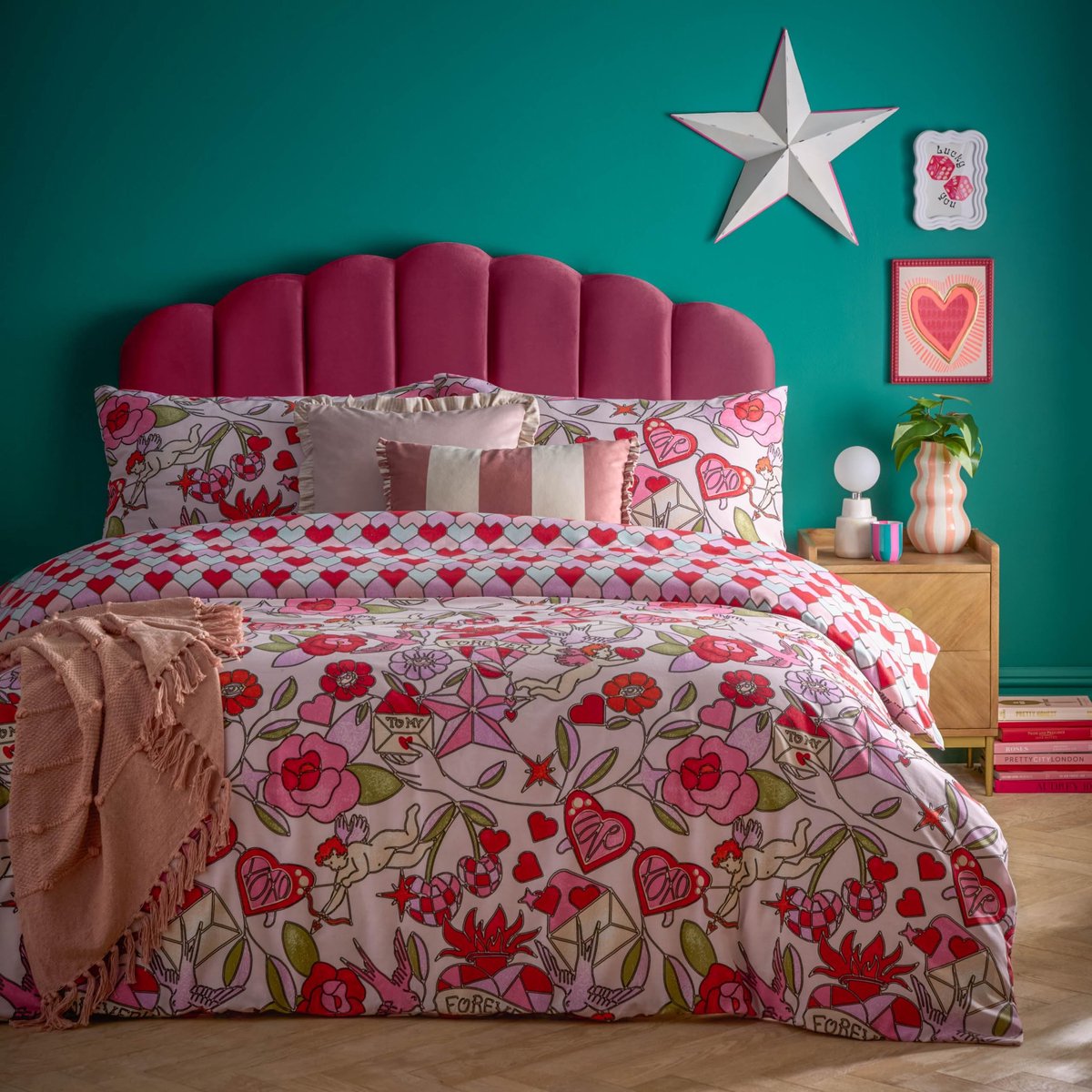 Omgoods - Romantische Dekbedovertrekset met Cupido Motief Roze Super King