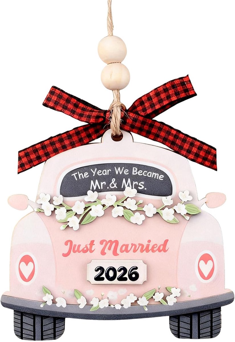 Huwelijksgeschenken voor koppels 2026, toekomstige bruid heer en mevrouw bruids douche bruid cadeau voor getrouwd pasgetrouwd hout eerste kerst getrouwd ornament 2026 (roze)