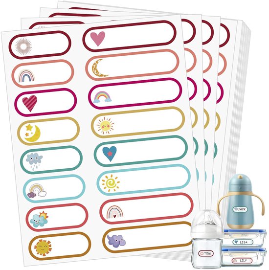Stapel vellen met naamstickers in verschillende kleuren en met iconen: zon, maan, regenboog, hart.