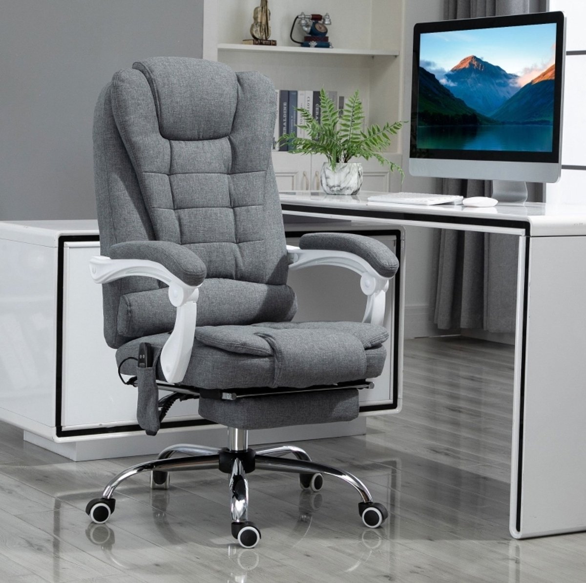 REDOM - Bureaustoel - 6-punts vibratiemassage met warmte - 135° kantelbare rugleuning - Met voetsteun - Draaibaar - Thuiswerk en kantoor - Polyester - Grijs - 65 x 70 x 111-119 cm