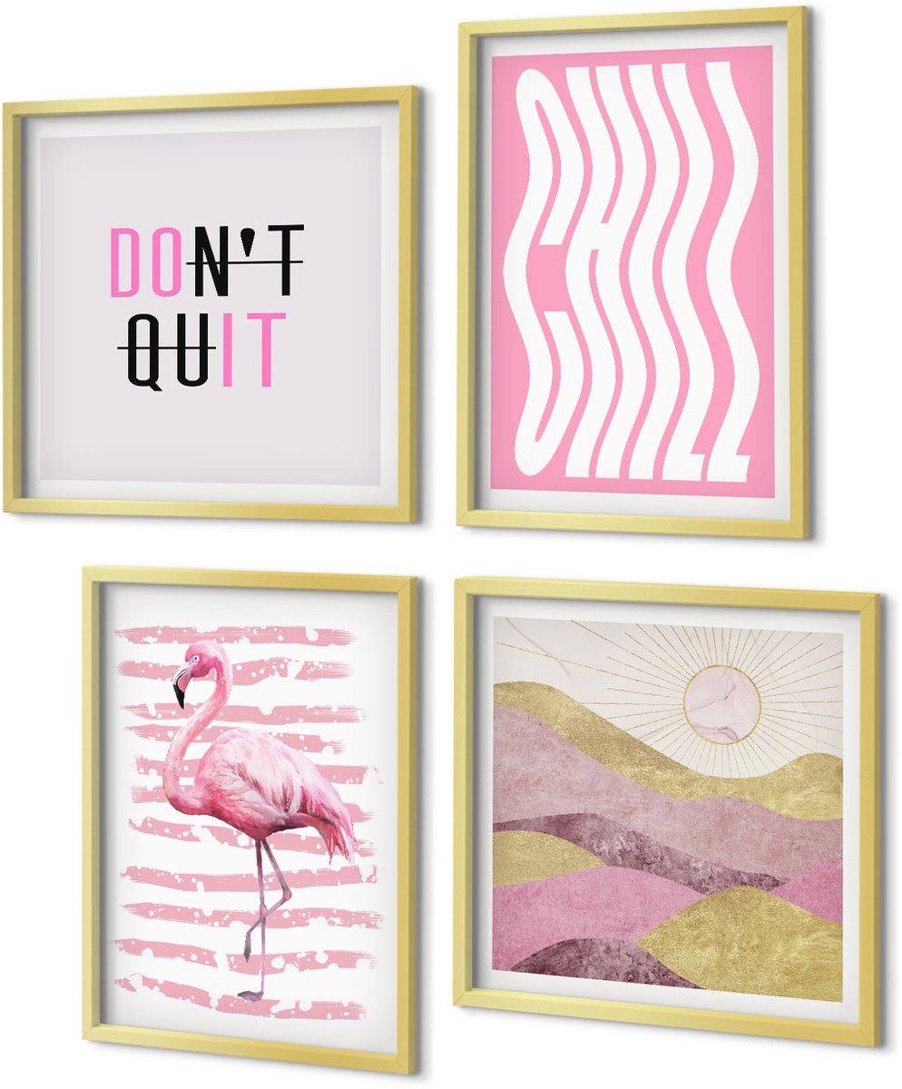 Coloray 4-Delige Schilderij Set - Roze flamingo's pastel berglandschap belettering - 40 x 40 cm en 40 x 60 cm - Muurdecoratie - Interieur Decoratie - Woonkamer Decoratie