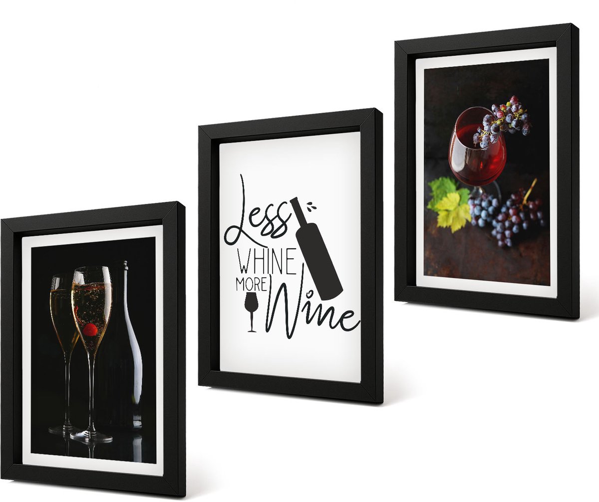 Coloray 4-Delige Schilderij Set - Wijnglazen met druiven en een opschrift over wijn. - 20 x 30 cm - Muurdecoratie - Decoratieve Schilderijen - Wohnzimmer - Woonkamer Decoratie
