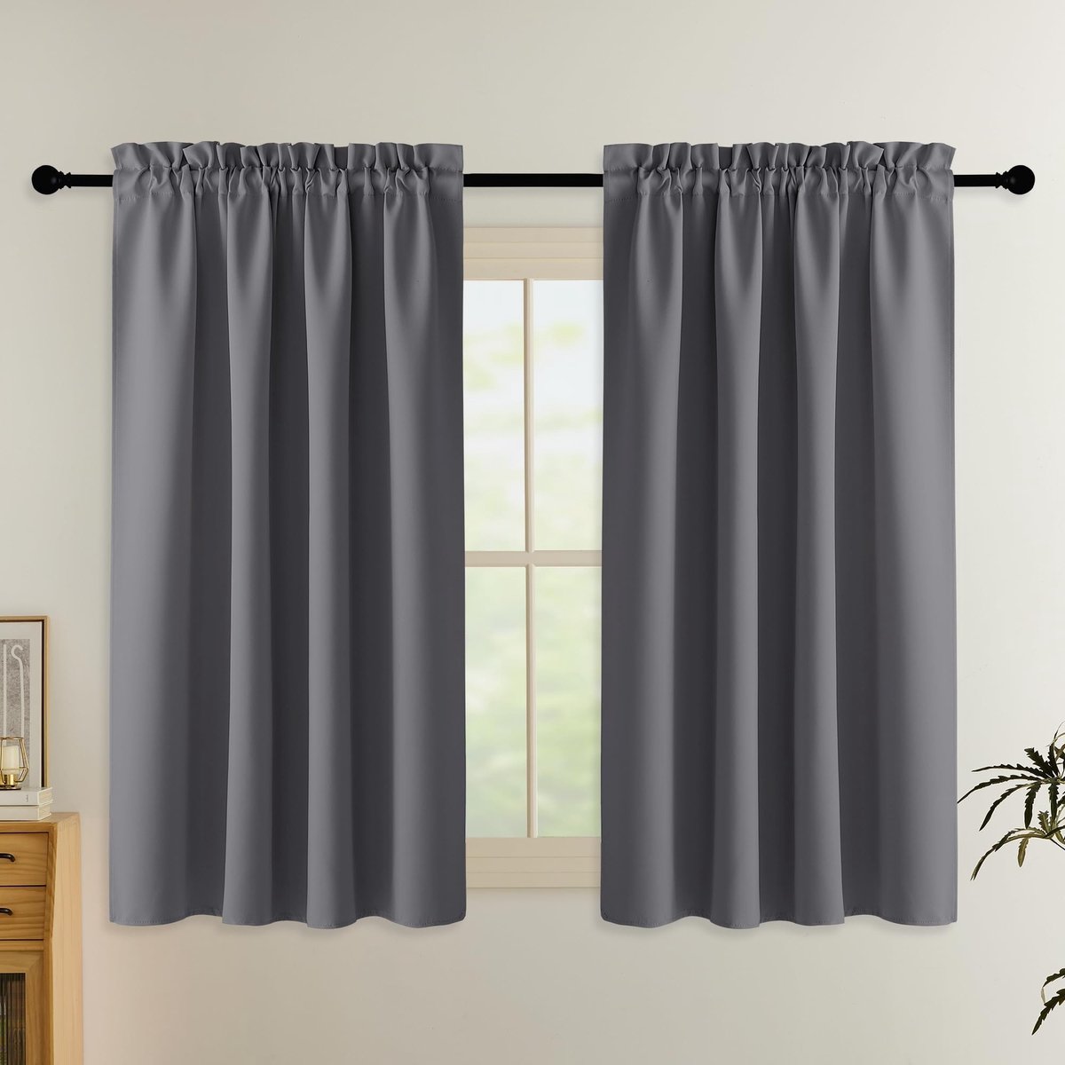 Dailygoods- Verduisteringsgordijnen 140B x 145H cm - Gordijnen Kant en Klaar - 2 Stuks - Geschikt voor Woonkamer/Slaapkamer - Handwasbaar - Roedezak