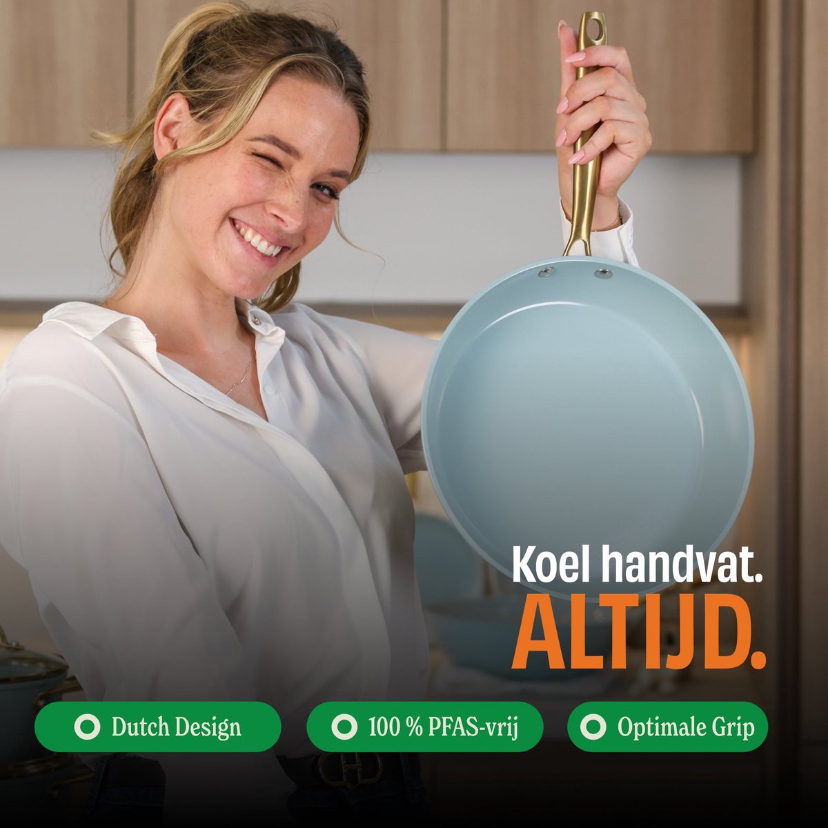 Cook & Pan Ocean Blue Pannenset 9-delig PFAS vrij - Blauw met Gouden Handgrepen - Alle Warmtebronnen - Krasbestendige Anti Aanbaklaag - Vaatwasserbestendig - Gas, Inductie, Elektrisch, Oven - Pannen set - Koekenpan Wokpan Steelpan Hapjespan Kookpot – foto 6
