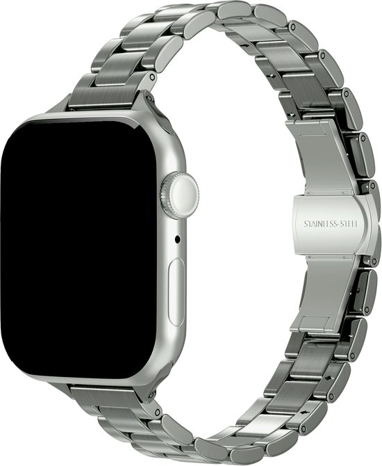 Zilverkleurig stalen schakelbandje voor Apple Watch met een glanzende afwerking. De sluiting is voorzien van de tekst "STAINLESS STEEL".
