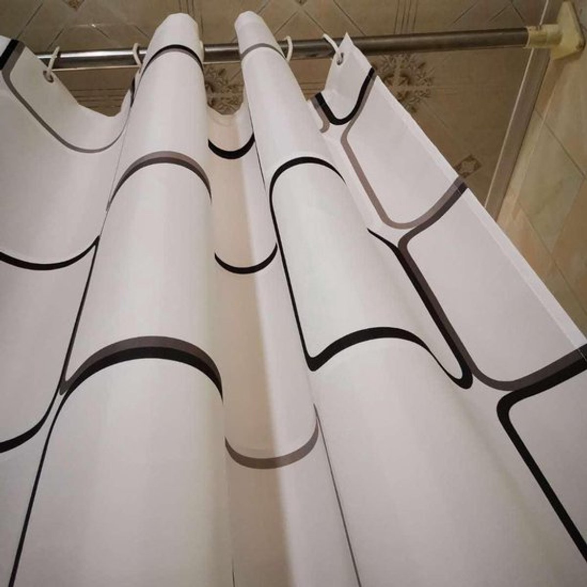 Douchegordijn waterdicht en schimmelwerend - 180 x 200 cm met ringen .