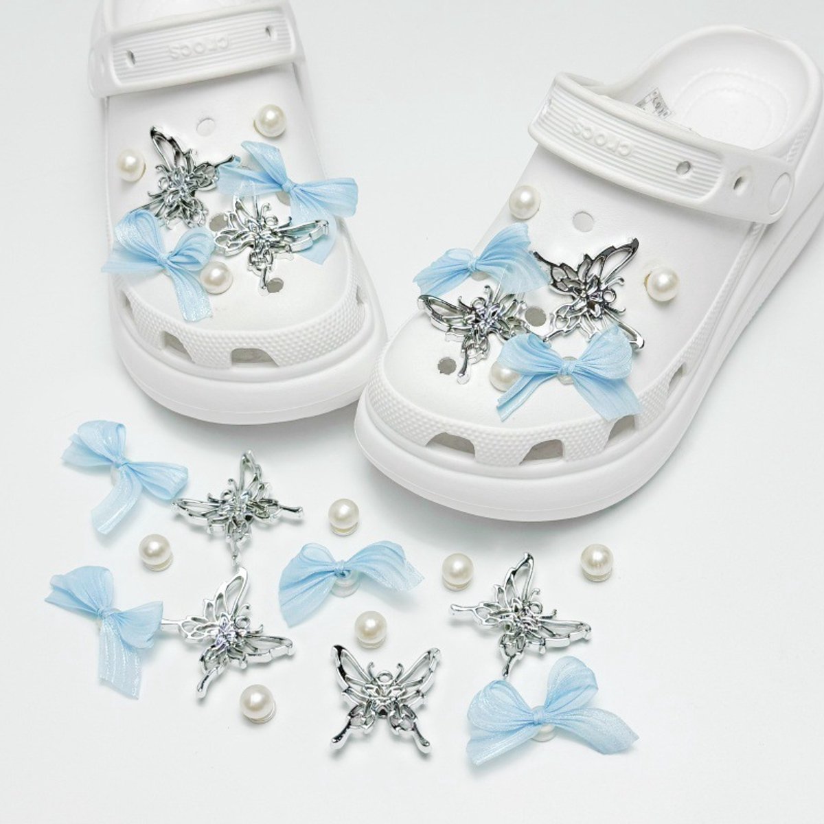Schoenaccessoires-geschikt voor crocs charms- geschikt voor crocs pins- geschikt voor crocs Accessoires- geschikt voor Crocs Jibbitz-CJ-417 IJsblauwe stofband met zilveren vlinder