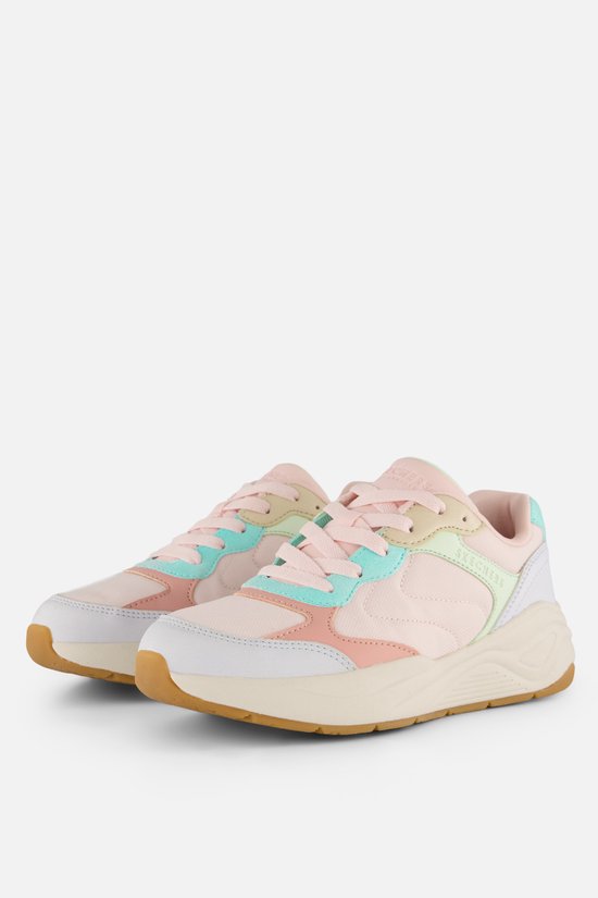 Roze Skechers Nova Jogger sneakers met pastelkleurige accenten, veters en rubberen zool.